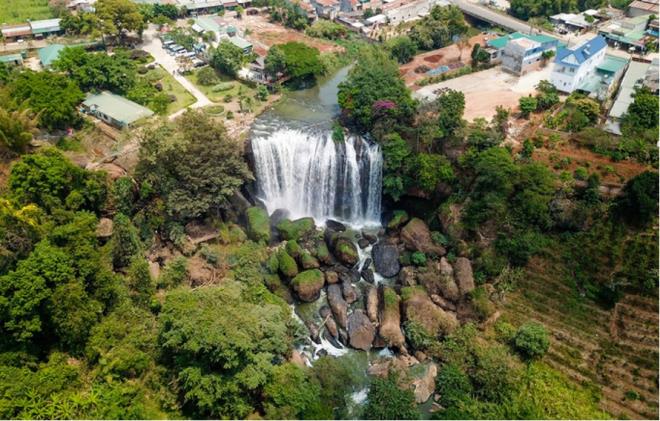 Lâm Đồng đang được định hướng trở thành “Trung tâp du lịch hỗn hợp, công viên chuyên đề nông nghiệp công nghệ cao”.