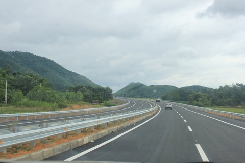 Trình phê duyệt xây dựng cao tốc Tân Phú-Bảo Lộc