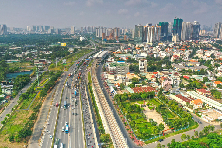 Khủng hoảng nguồn cung: Căn hộ TP.HCM đối mặt tình trạng dự án nhỏ giọt