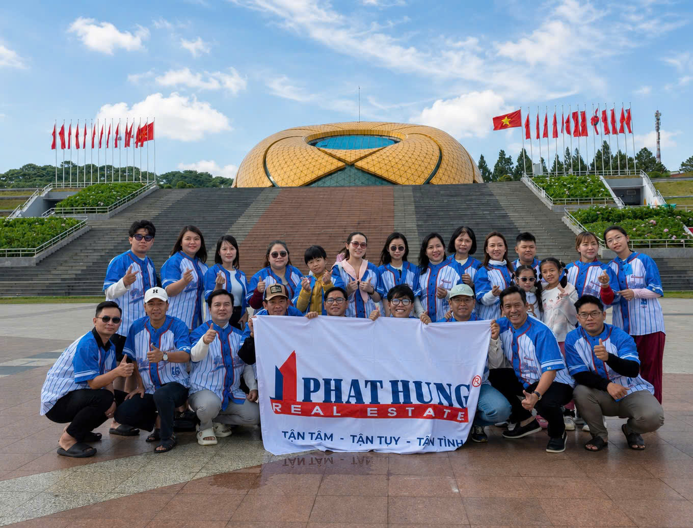 Công Ty Cổ Phần Dịch Vụ Bất động Sản Phát Hưng