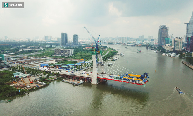  Cầu Thủ Thiêm 2 vươn mình ra sông Sài Gòn, lộ hình dáng khi nhìn từ trên cao - Ảnh 16.